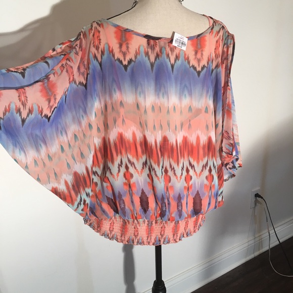 By & By Blouse w/shell - Picture 3 of 7